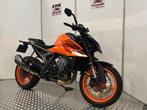 KTM 990 DUKE (bj 2025), 2 cilinders, Bedrijf, Meer dan 35 kW, 947 cc