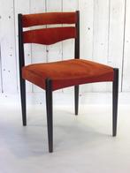 vintage design, Scandinavische set van 4 stoelen, Ophalen, Hout, Gebruikt, Vier