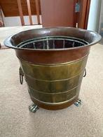 Antieke koperen emmer met leeuwenpoten, Antiek en Kunst, Ophalen, Koper