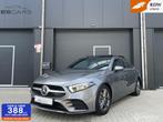 Mercedes A-klasse 200 Business Solution AMG Pano| Carplay, Gebruikt, Euro 6, 4 cilinders, Met garantie (alle)