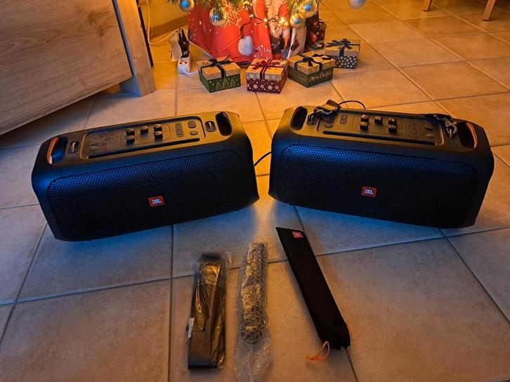 JBL Party @ GO tekoop 2 boxen en 2 MICROFOONS, Audio, Tv en Foto, Luidsprekers, Zo goed als nieuw, Overige typen, 120 watt of meer