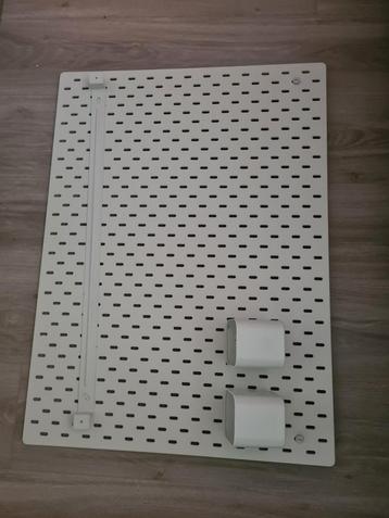 Ikea Skadis Wandbord met Accessoires beschikbaar voor biedingen