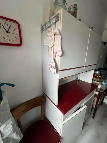 Vintage Keukenkast beschikbaar voor biedingen