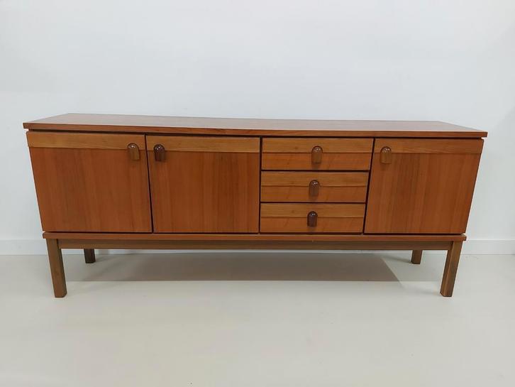 Vintage teak dressoir lowboard sideboard kast wandmeubel, Huis en Inrichting, Kasten | Dressoirs, Zo goed als nieuw, 150 tot 200 cm