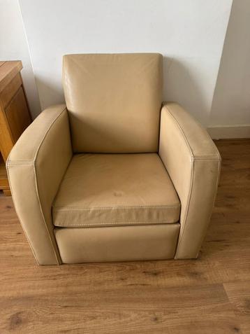 Beige Zetels 2x – stevig en comfortabel beschikbaar voor biedingen