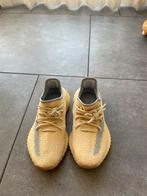 Yeezy EASTER maat 38 2/3, Kleding | Dames, Schoenen, Beige, Ophalen of Verzenden, Yeezy, Sneakers of Gympen