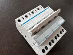 Hager SFT440 omschakelaar / ESS-schakelaar nieuw, Ophalen of Verzenden, Nieuw, Schakelaar