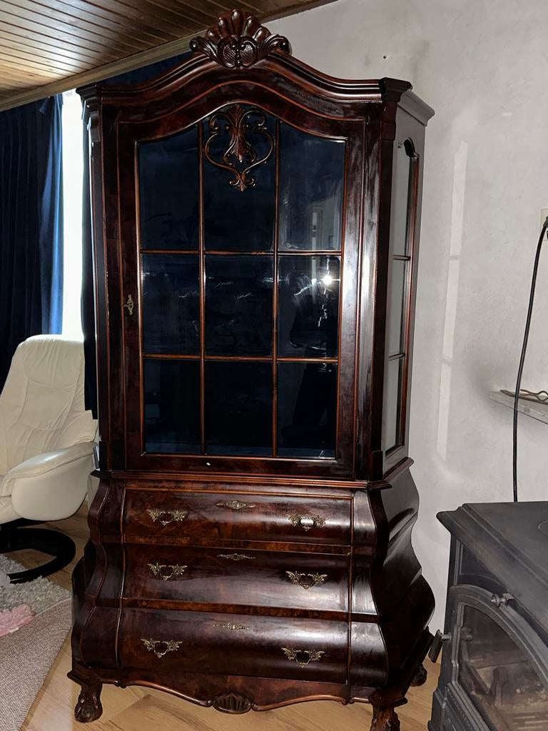 Antieke Notenhouten Buffetkast / Porseleinkast, Antiek en Kunst, Ophalen