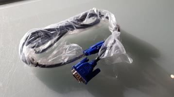 Computerwinkel biedt vga kabels aan met Garantie. 2,50 euro  beschikbaar voor biedingen