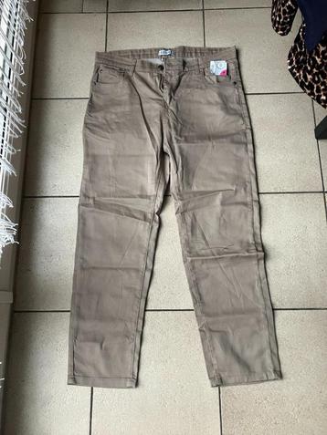 Nieuwe beige / lichtbruine spijkerbroek - Maat XL beschikbaar voor biedingen