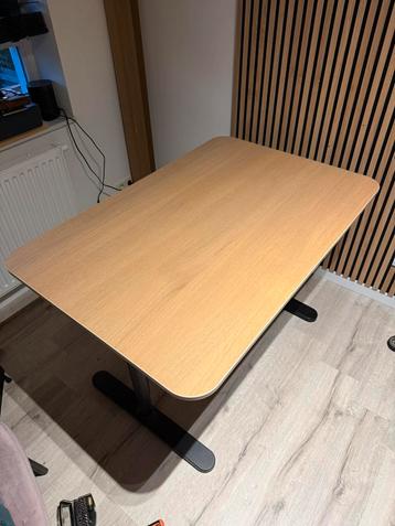 IKEA bureau – 120x80 cm | Hoogte verstelbaar (zitten)