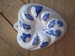 Vintage bakvorm puddingvorm aardewerk blauw met wit   altijd, Ophalen