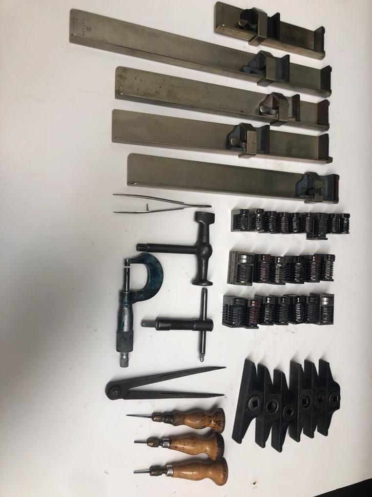 Letterzethaken & Nummeroteurs - Drukkerij Gereedschap, Antiek en Kunst, Antiek | Gereedschap en Instrumenten, Ophalen of Verzenden