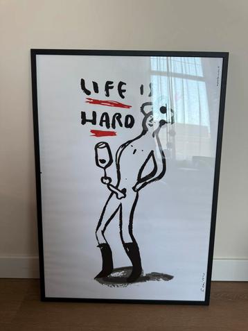 “Life is hard” poster met lijst  beschikbaar voor biedingen