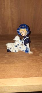 Vintage Japans porseleinen beeldje meisje met puppy's, Ophalen of Verzenden
