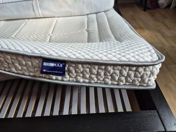 IKEA MALM Bed 180x200/ Lattenbodems/matrassen/topper - afbeelding 4