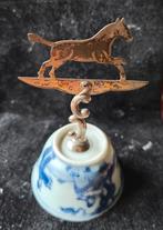 zilveren Friese? tafel belletje met Chinees kommetje zitjes, Ophalen of Verzenden