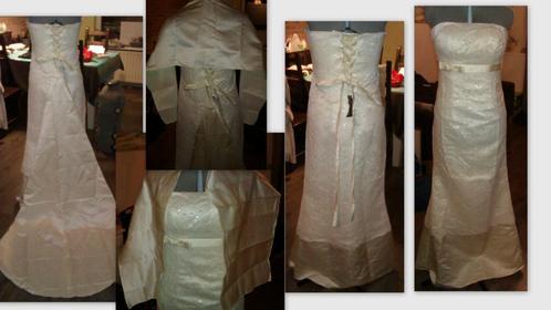 nieuwe bruidsjurk trouwjurk maat 42 ivoor (3), Kleding | Dames, Trouwkleding en Trouwaccessoires, Nieuw, Trouwjurk, Wit, Ophalen of Verzenden
