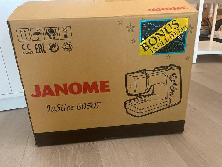 Janome Jubilee 60507 Naaimachine, Hobby en Vrije tijd, Naaimachines en Toebehoren, Zo goed als nieuw, Naaimachine, Janome, Ophalen of Verzenden