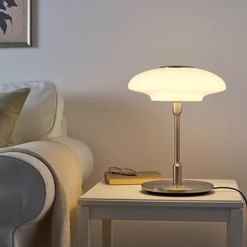 GEVRAAGD: Ikea Tällbyn lamp voor op tafel of bureau beschikbaar voor biedingen