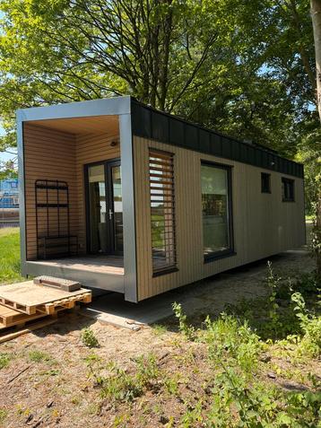Modern Tiny House (Prefab) - 32m² - Gasloos! 4 personen. beschikbaar voor biedingen