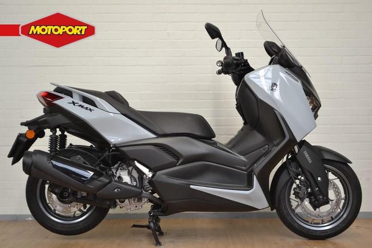 Yamaha XMAX 300 TECH MAX+ (bj 2025), Motoren, Motoren | Yamaha, Bedrijf, Scooter