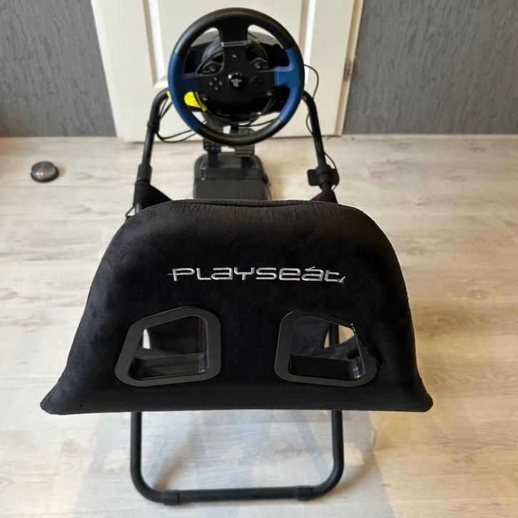 Playseat Challenge + Thrustmaster T150 stuur, Spelcomputers en Games, Spelcomputers | Sony PlayStation Consoles | Accessoires