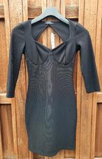 Nieuwe jurk Bershka, maat S, Kleding | Dames, Zwart, Nieuw, Maat 36 (S), Boven de knie