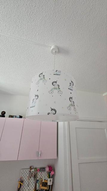 Unicorn hanglamp met glittertjes beschikbaar voor biedingen