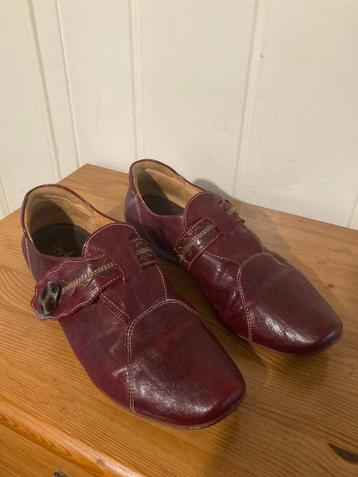  Aparte bordeaux rode leren pumps van Think!, maat 41 beschikbaar voor biedingen