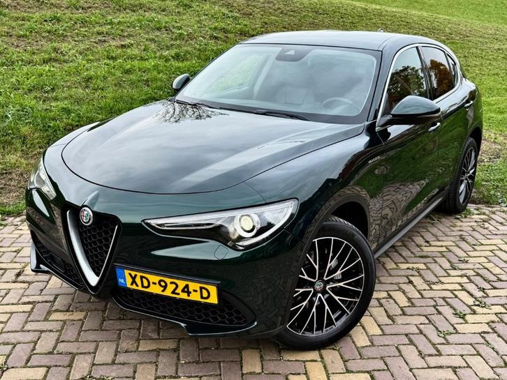 Alfa Romeo Stelvio 2.0T Q4 310PK Squadra. Verde Visconti!, Auto's, Alfa Romeo, Bedrijf, Stelvio, ABS, Adaptieve lichten, Adaptive Cruise Control