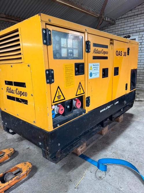 Aggregaat Atlas Copco 40 kva, Doe-het-zelf en Verbouw, Aggregaten, Gebruikt, Dieselolie, 30 kVA of meer, Elektrisch startend, Geluidgedempt