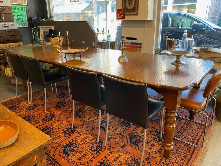 Brocante - Zeer grote eettafel / stamtafel!, Huis en Inrichting, Tafels | Eettafels, Gebruikt, 100 tot 150 cm, 200 cm of meer