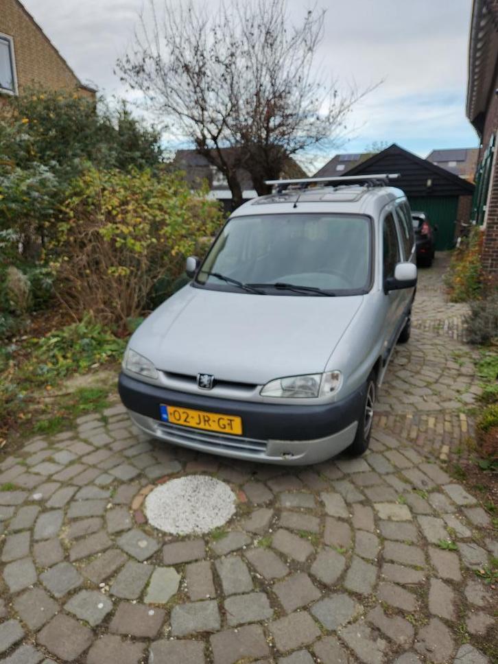 Peugeot Partner uit 2002, particulier, benzine, Auto's, Peugeot, Particulier, Partner, Elektrische ramen, Trekhaak, Benzine, Euro 3