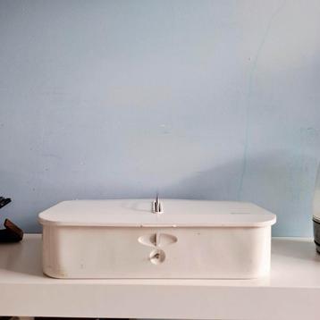 Brabantia, witte schoenpoetsdoos beschikbaar voor biedingen