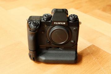 Fujifilm X-H1 met booster/battery grip beschikbaar voor biedingen