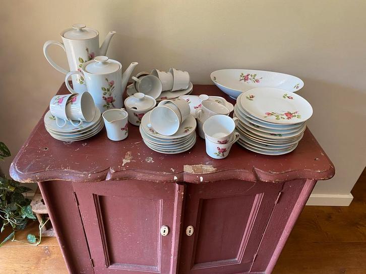 Brocante Ontbijt/lunch servies, Huis en Inrichting, Keuken | Servies, Zo goed als nieuw, Overige typen, Overige stijlen, Porselein