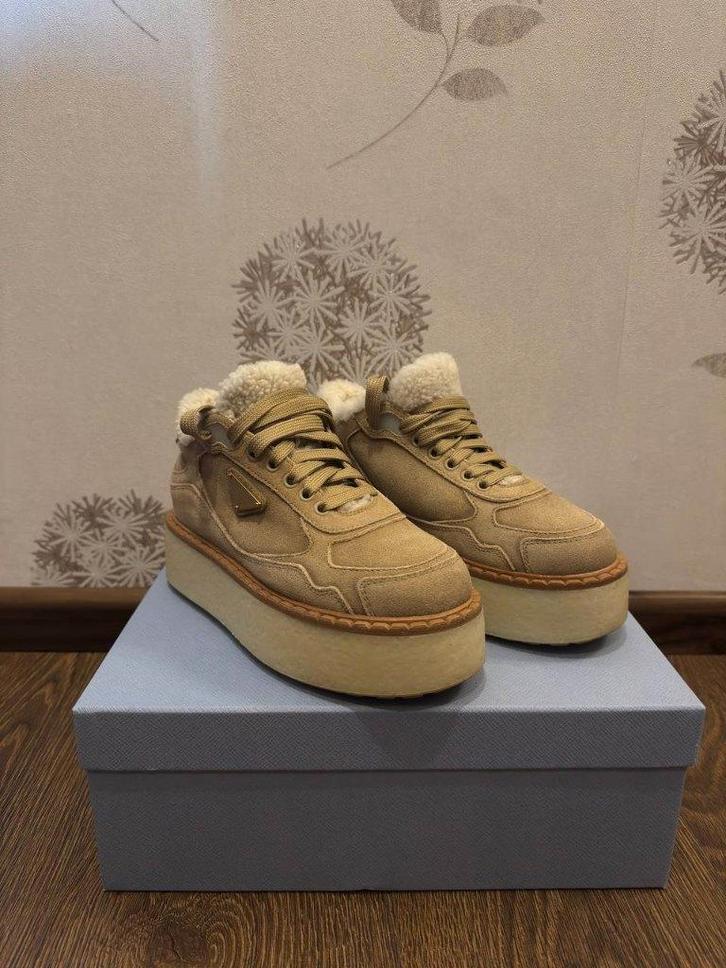 Prada sneakers / platform schoenen – maat 35 – Made in Italy, Kleding | Dames, Schoenen, Zo goed als nieuw, Sneakers of Gympen