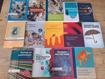 Studieboeken Social Work. Sommige zelfs nieuw in plastic. beschikbaar voor biedingen