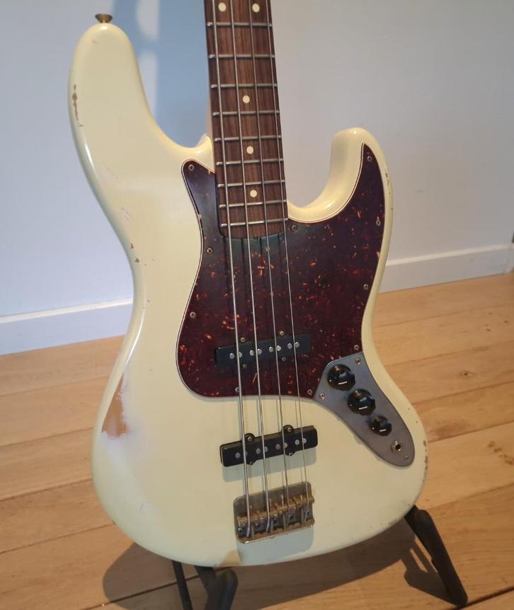 Nash JB-63 in Olympic White, Muziek en Instrumenten, Snaarinstrumenten | Gitaren | Bas, Zo goed als nieuw, Elektrisch, Ophalen of Verzenden