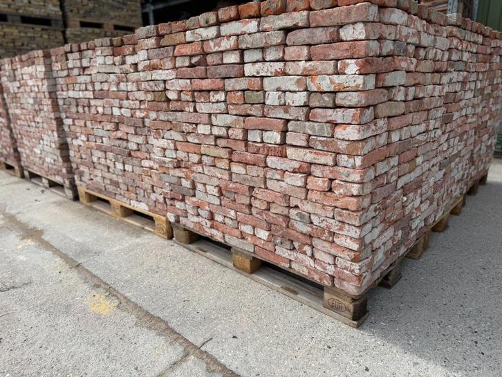 800m2 antieke Friese rode metselsteen 1 partij 20x4,5x10cm., Doe-het-zelf en Verbouw, Metselstenen, Gebruikt, Bakstenen, Ophalen
