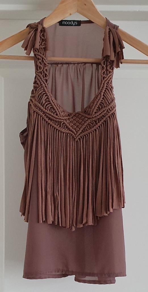 Zgan..Ibiza style top van MOODY’S..one size, Kleding | Dames, Tops, Zo goed als nieuw, Maat 38/40 (M), Bruin, Zonder mouw, Ophalen of Verzenden