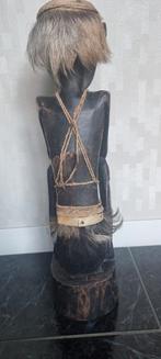 Houten beeldDe zwart, Ophalen