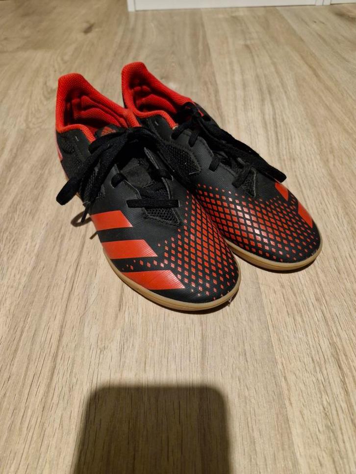 Adidas Predator Zaalschoenen - Maat 38⅔ Nieuwstaat, Kleding | Heren, Schoenen, Nieuw, Sportschoenen, Zwart, Ophalen of Verzenden