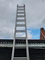 Ladder 2x14: Centrum, opsteek, uitgebogen veilige voet, Doe-het-zelf en Verbouw, Ladders en Trappen, Ophalen of Verzenden, Zo goed als nieuw