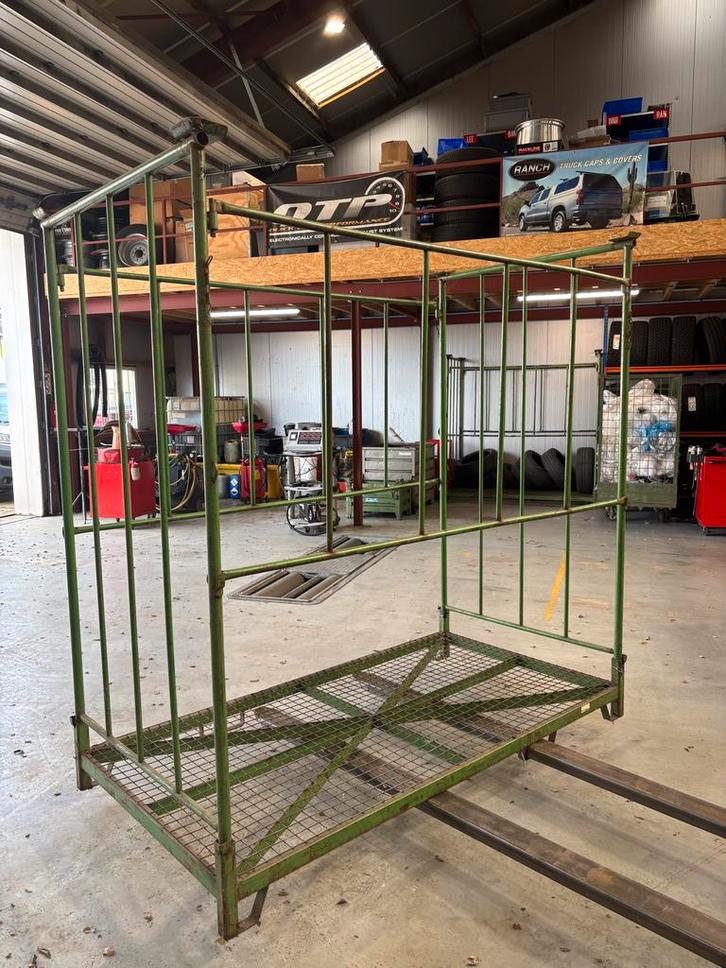 Gebruikte Bandenopslag Rek - 225x125x235cm, Auto-onderdelen, Banden en Velgen, Ophalen
