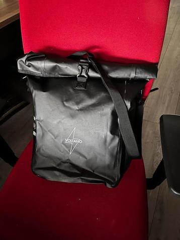 Voltano Fietstas - Waterdicht Roll Top beschikbaar voor biedingen