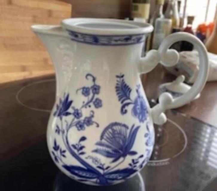 Zwiebelmuster koffiepot, Huis en Inrichting, Keuken | Servies, Zo goed als nieuw, Overige typen, Overige stijlen, Porselein, Ophalen