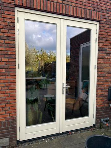Openslaande deuren incl kozijn beschikbaar voor biedingen
