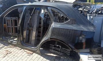 BENTLEY BENTAYGA ACHTERBUMPER, ACHTERPANEEL, ACHTERSCHERM  beschikbaar voor biedingen